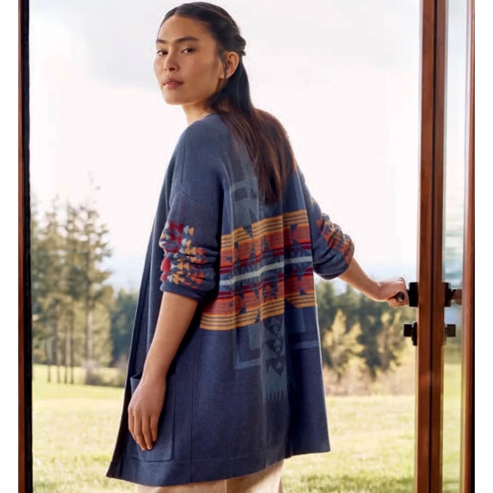 WOMEN'S GRAPHIC OPEN FRONT CARDIGAN